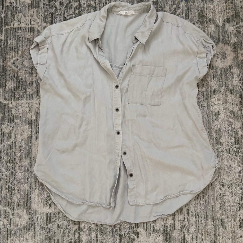 Women's Gray Button Down Shirt